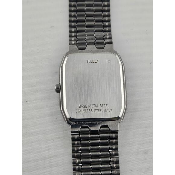 Mens Bulova Caravelle Ultra Slim Elegant Tank Watch Quartz New Battery Runs Well - Picture 4 of 10